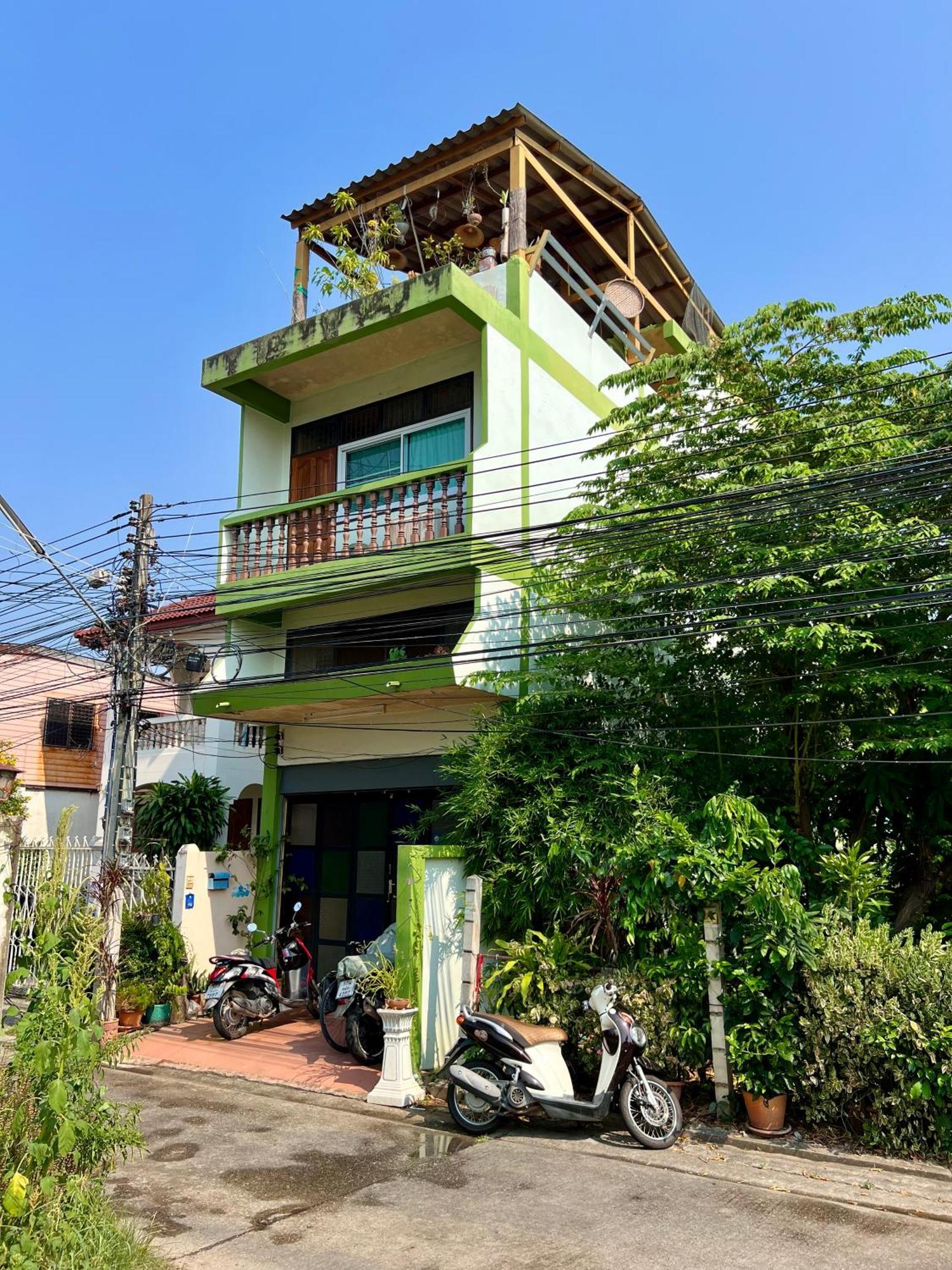 Karma Home Hostel Phitsanulok Exterior photo